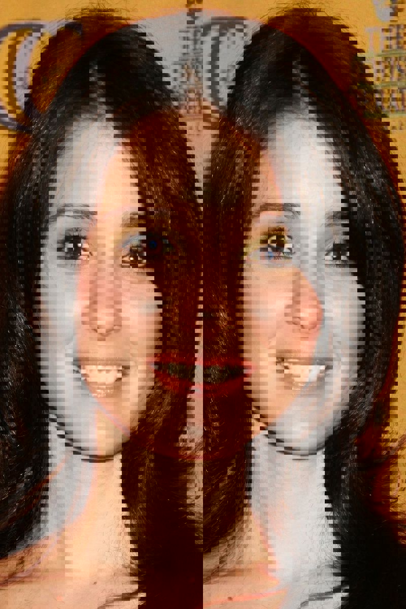 Shiri Appleby
