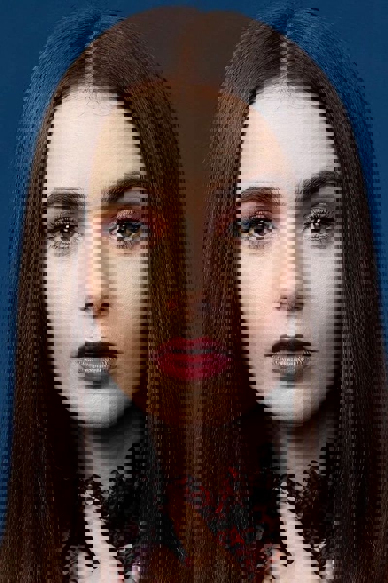 Lily Collins