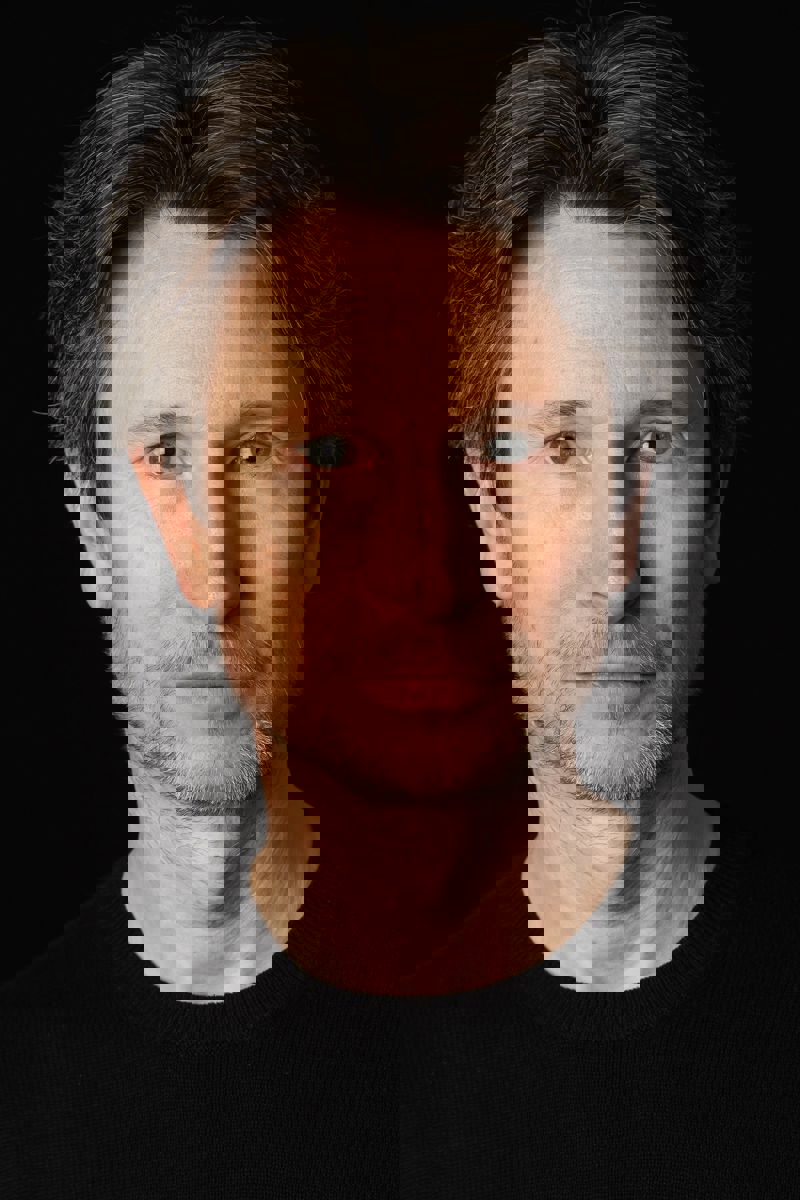 Jonathan Aris