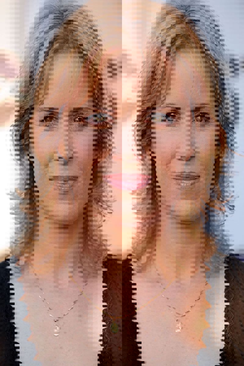 Kim Dickens