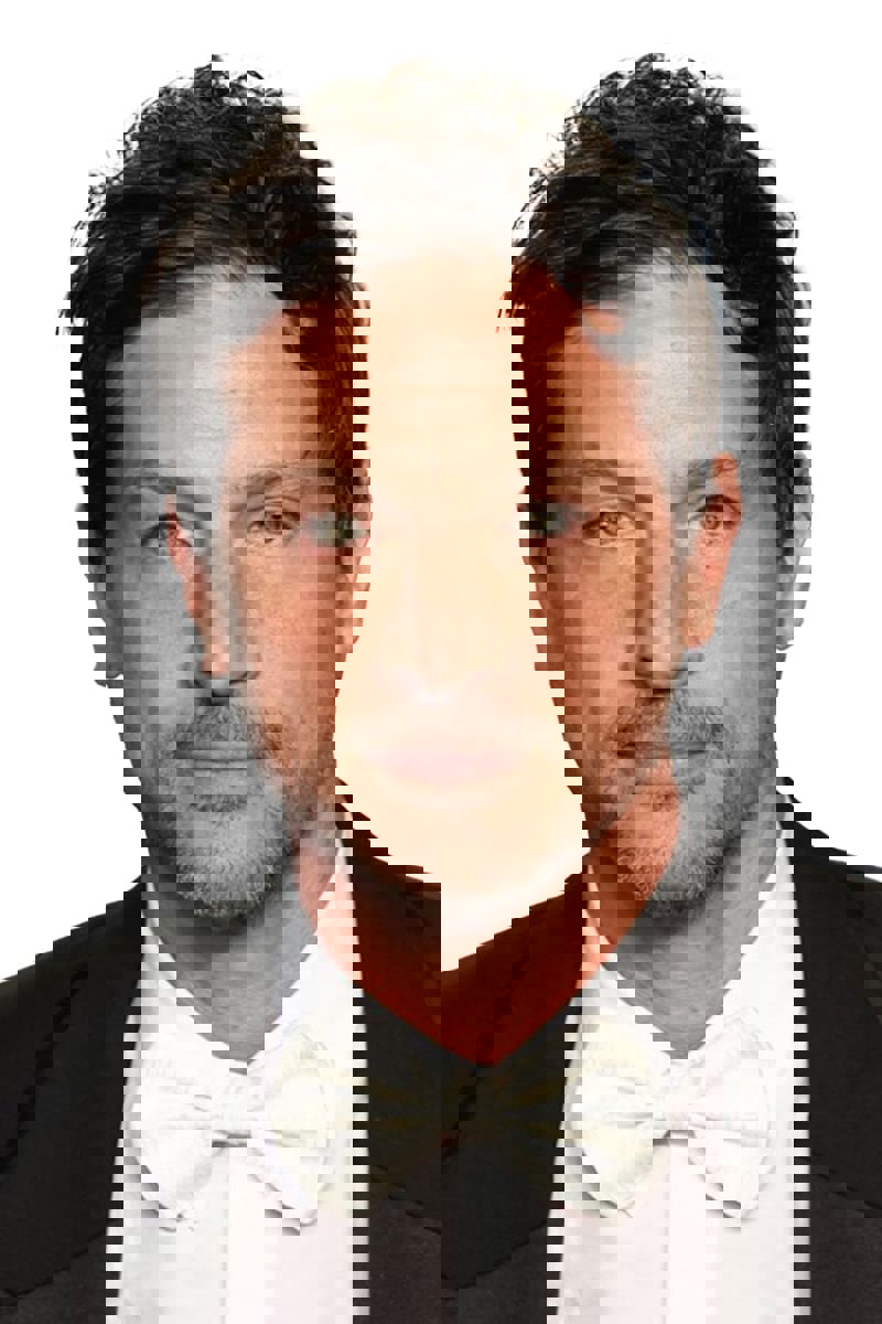 Simon Rex