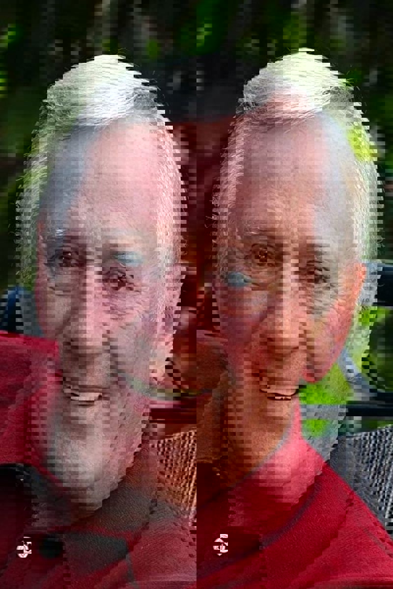 Len Cariou