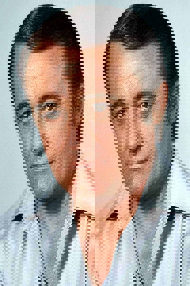 Robert Vaughn